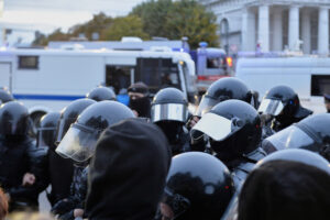 В Петербурге полиция меняет протоколы протестовавших против мобилизации. Так их можно привлечь к ответственности в 2023-м