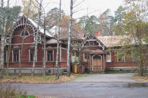 Памятник регионального значения, дачу Мюзера в Зеленогорске, продают за 25 миллионов рублей