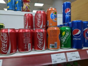 В магазине в Петербурге нашли Coca-Cola, Fanta и Sprite из Афганистана и Ирана