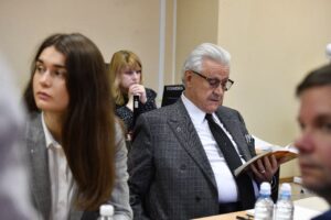 Адвокат Скочиленко больше часа громил доказательства обвинения. Главное из речи Новолодского — про экспертизу, показания свидетелей и цель Сашиной акции
