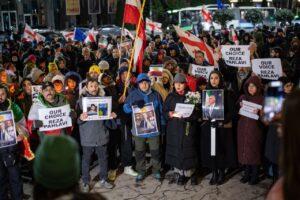 Акция памяти по погибшим в ходе протестов Иране прошла у парламента Грузии