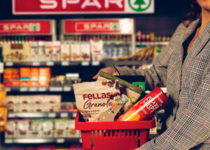Спецкомиссия узнала, почему продукты стоят дорого. Вот что за этим последовало